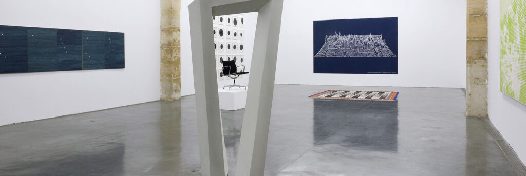 Vue de l'exposition Habile Beauté - L'art comme processus, Frac LR 2016. Photo Pierre Schwartz̵