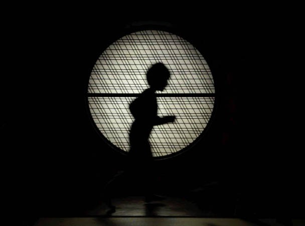 Le Gentil Garçon, Chronique du monde d’avant, 2013, vidéo (10' 41''). Collection Frac Languedoc-Roussillon