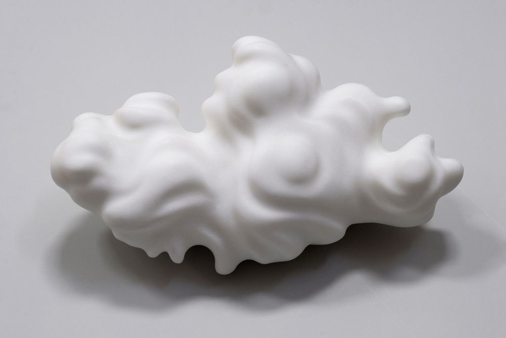 Alain Clairet et Anne Marie Jugnet, Nuage 3, 2006, marbre, 16 x 36 x 18 cm. © Adagp, Paris 2017. Collection FRAC Occitanie Montpellier