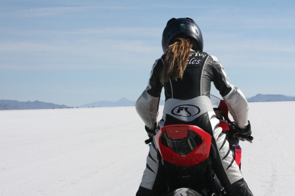 Janet Biggs, Vanishing point, 2009, vidéo, 10 minutes 32 secondes - Collection Frac Occitanie Montpellier. © J. Biggs